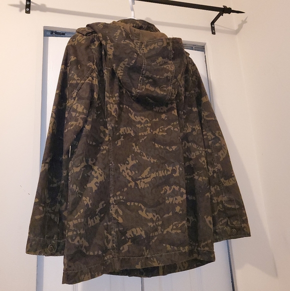 Leopard Parka - Picture 2 of 3